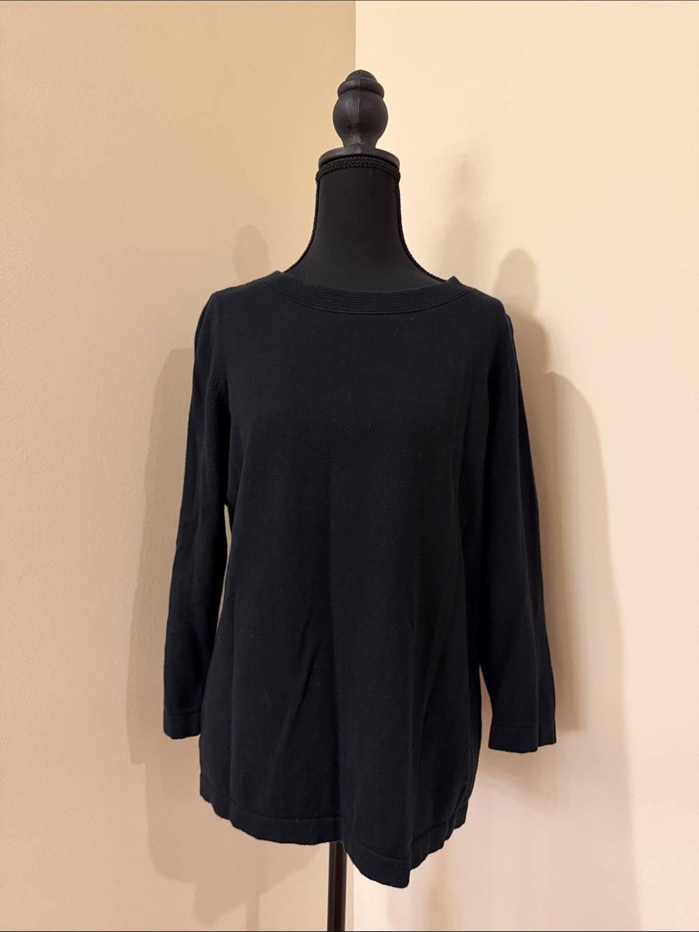 LOFT Soft Black Scoop Neck 3/4 Sleeve Sweater